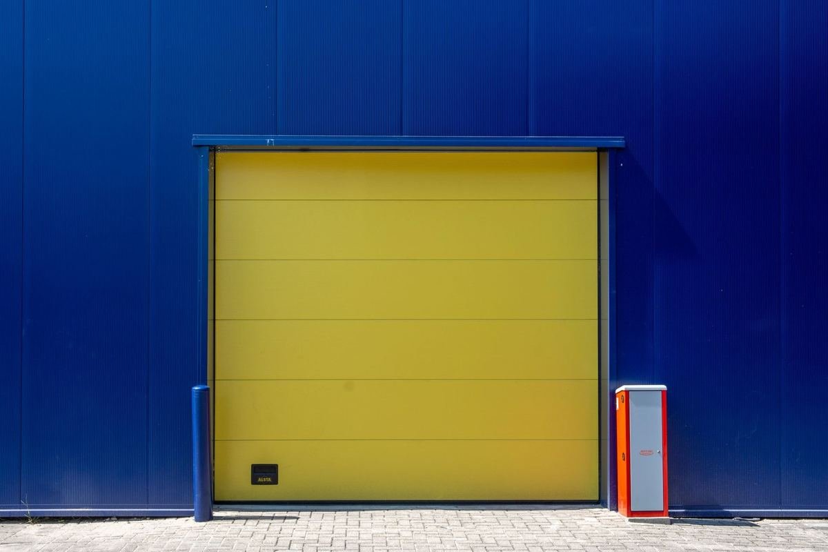 10 Questions to Ask Before Hiring a Garage Door Company